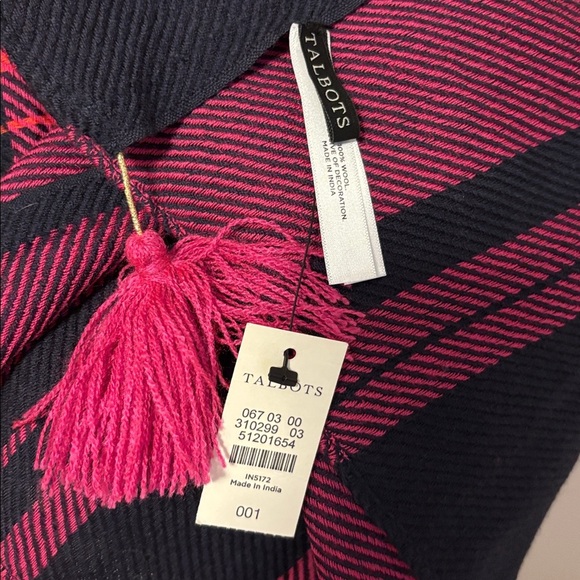 Talbots Pink and Black Plaid Scarf Wool Tassel Accents New - Picture 5 of 5